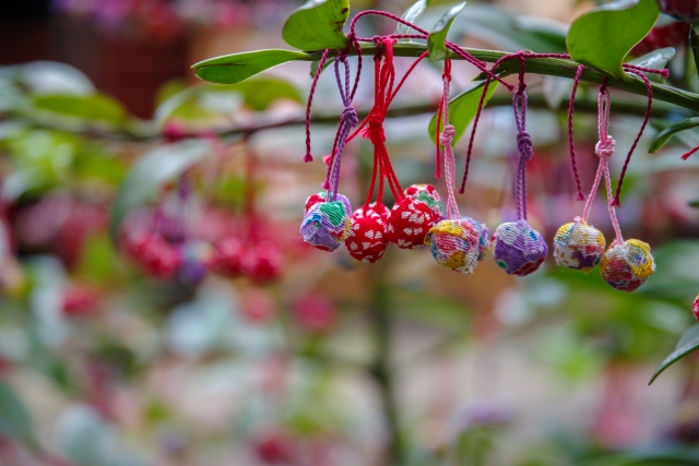 縁結びのお守りの効果と選び方
